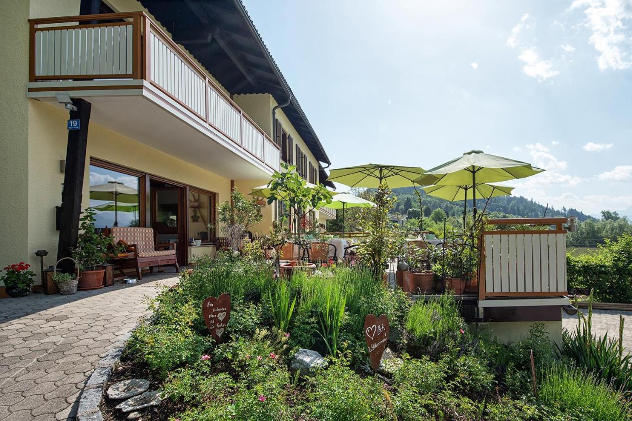 Theresienhof Petschnitzen Ngoại thất bức ảnh